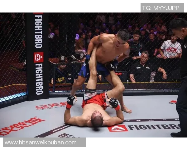 卡里克称赞姆伯莫适应大俱乐部环境表现稳定展现出色潜力